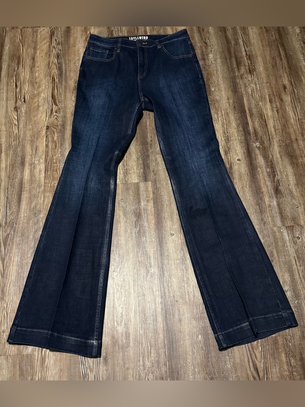Idyllwind Rebel Mid Rise Bootcut Jeans Women's 10 Dark Wash High Rise Denim